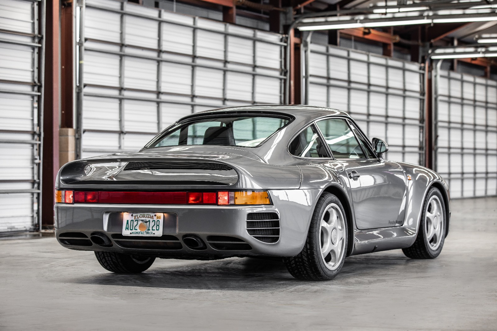 porsche detinut de bill gates