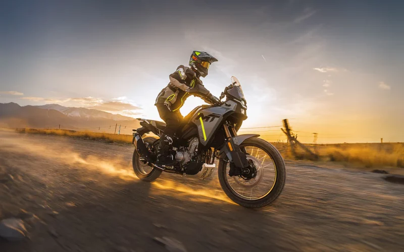 motocicleta cf moto offroad