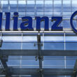 logo-ul Allianz pe o cladire