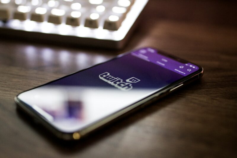 Twitch a început testarea streamingului video vertical