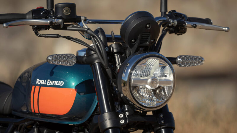 motocicleta royal enfield bear 650
