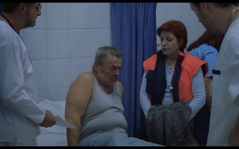 scena din filmul moartea domnului lazarescu