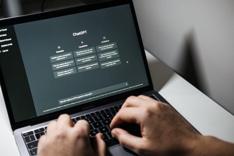 Chatbotul cu inteligență artificiala ChatGPT, creat de start-up-ul OpenAI