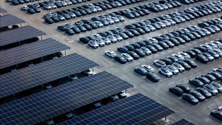Fabrica de vehicule electrice în China