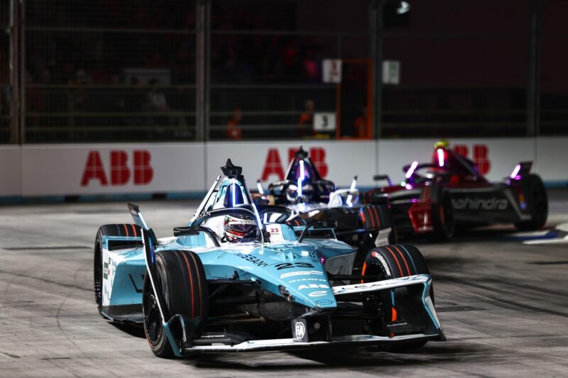 bolizi din formula e într-o cursă organizată la londra