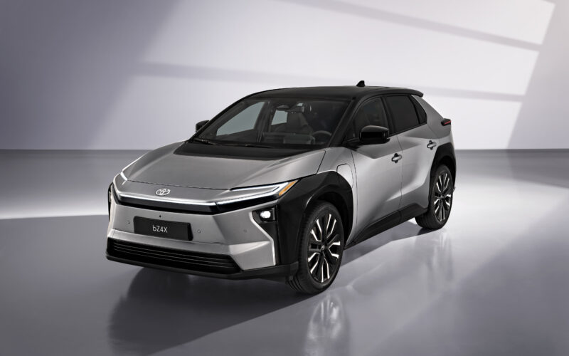 SUV electric Toyota bZ4X