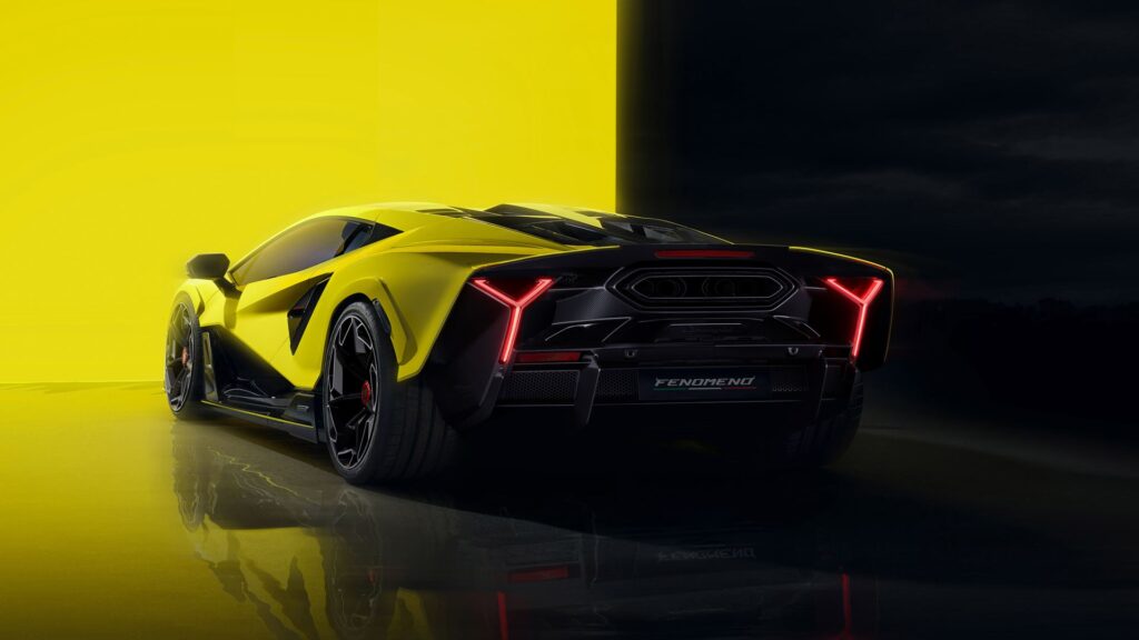 Lamborghini Fenomeno in studio in culoare de lansare