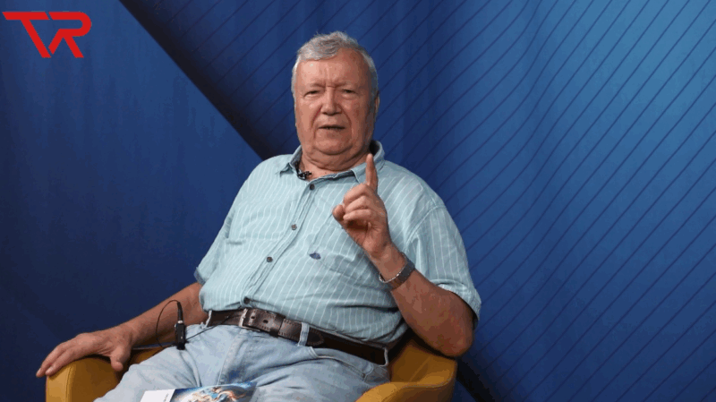 Alexandru Mironov recomadă cele mai utile cărți și autori în cadrul unui interviu TechRider