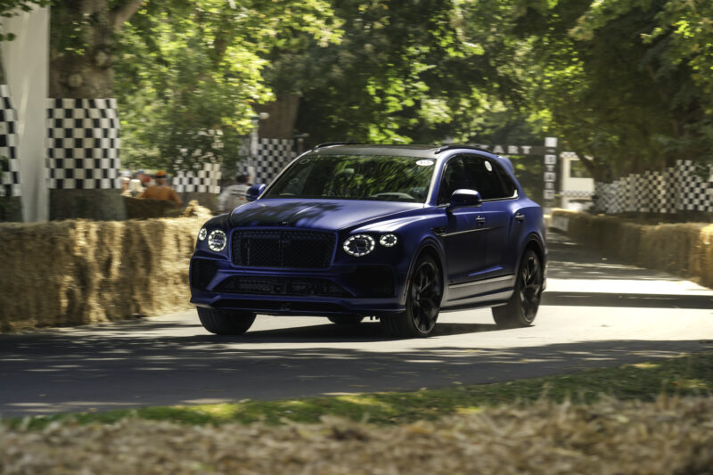 Mașină Bentley Bentayga