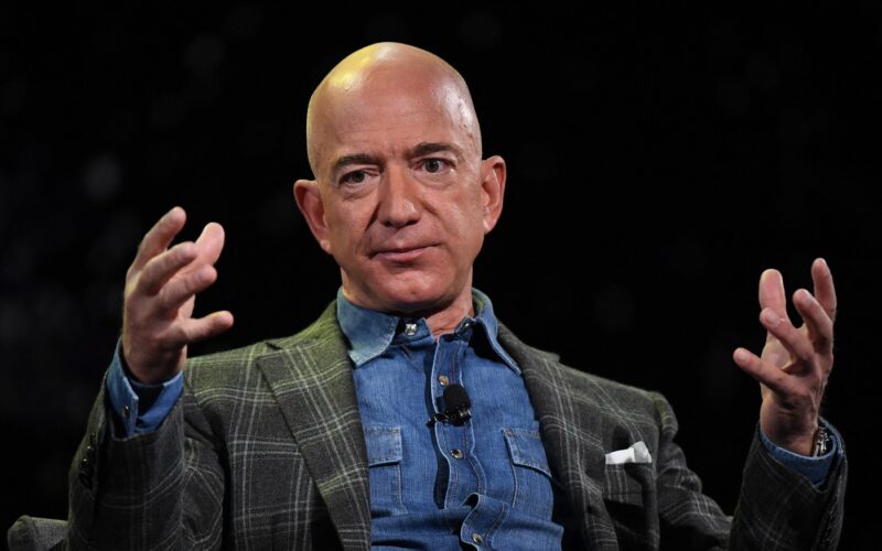 Fondatorul Amazon, Jeff Bezos