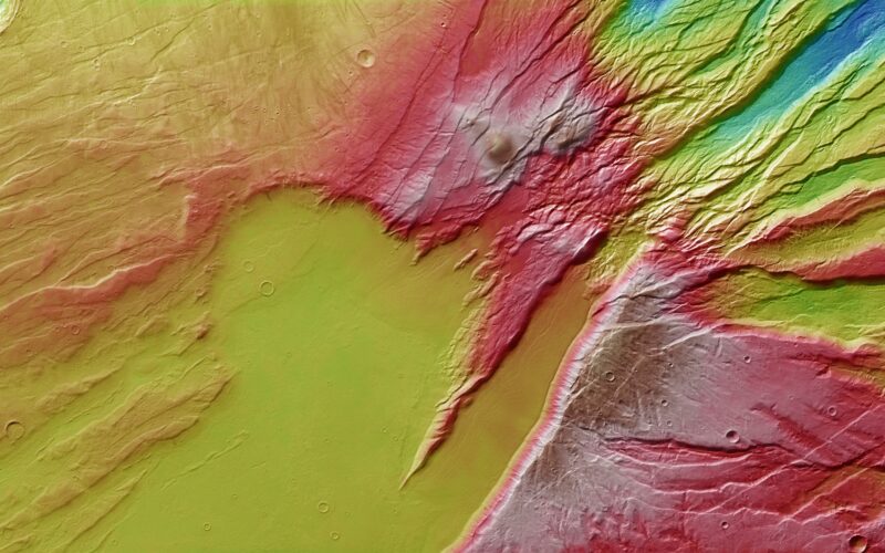 Particularităţi topografice ale regiunii marţiene Acheron Fossae