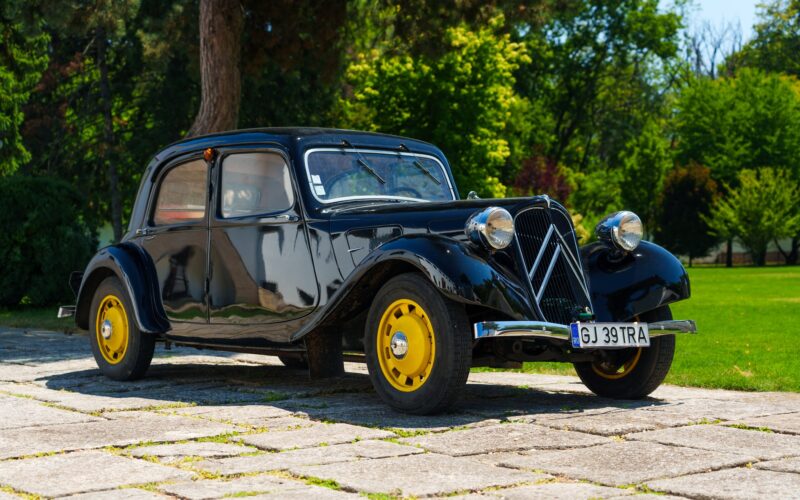 automobil retro din romania