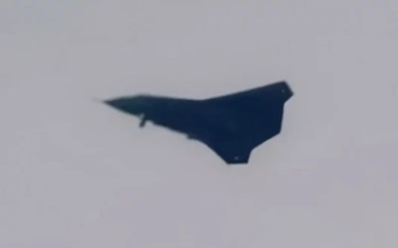 prototip de avion chinezesc stealth