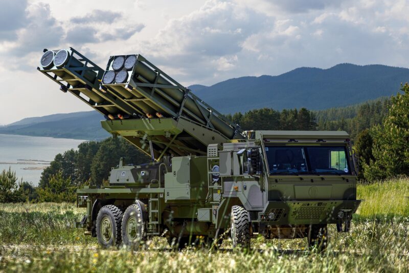 Lansatorul de rachete PULS produs de Elbit Systems