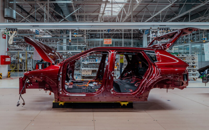 Debutul producției europene a Kia EV4