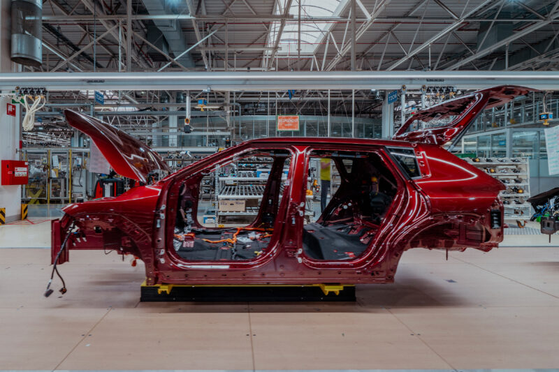 Debutul producției europene a Kia EV4
