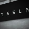 Restaurantul Tesla al lui Elon Musk și-a redus deja meniul și a restricționat programul la mai puțin de trei săptămâni după marea deschidere