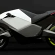 motocicleta electrica futuristica de culoare gri pe fundal negru