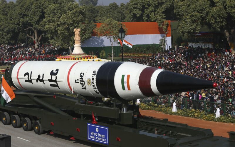Racheta balistică indiană Agni-5