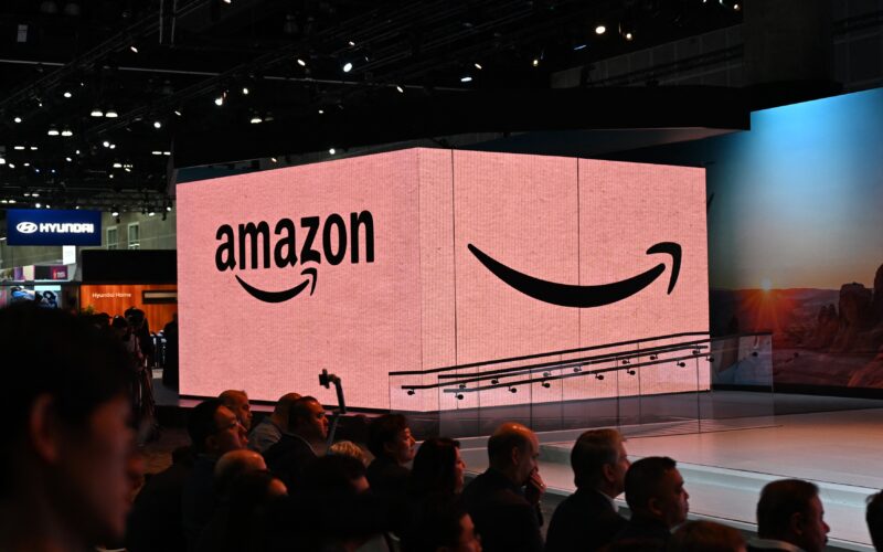 Lansarea Amazon Autos la Los Angeles