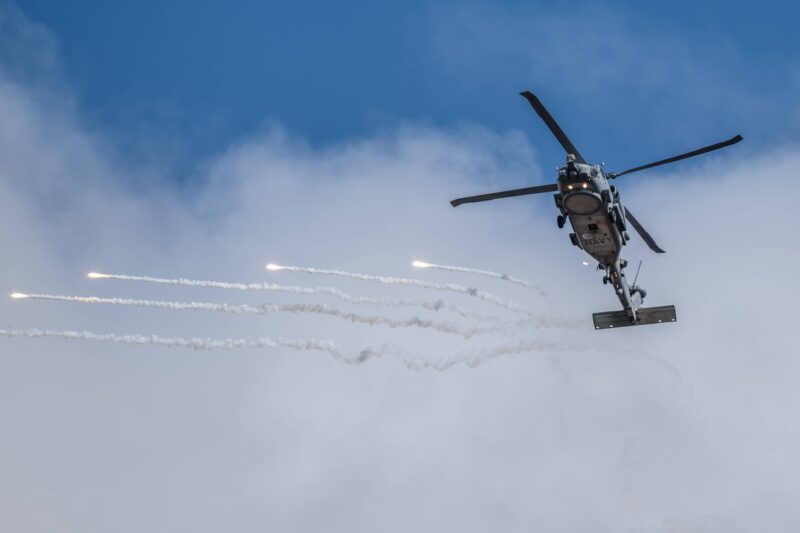 Elicopter maritim american MH-60R Seahawk