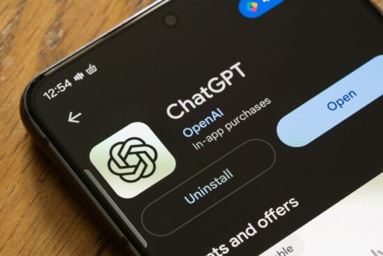 aplicatia chatgpt intr-un magazin de aplicatii