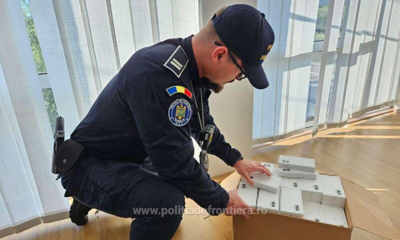 telefoane descoperite de politia de frontiera