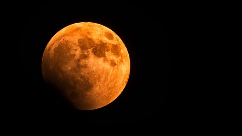Eclipsa de luna sângerie