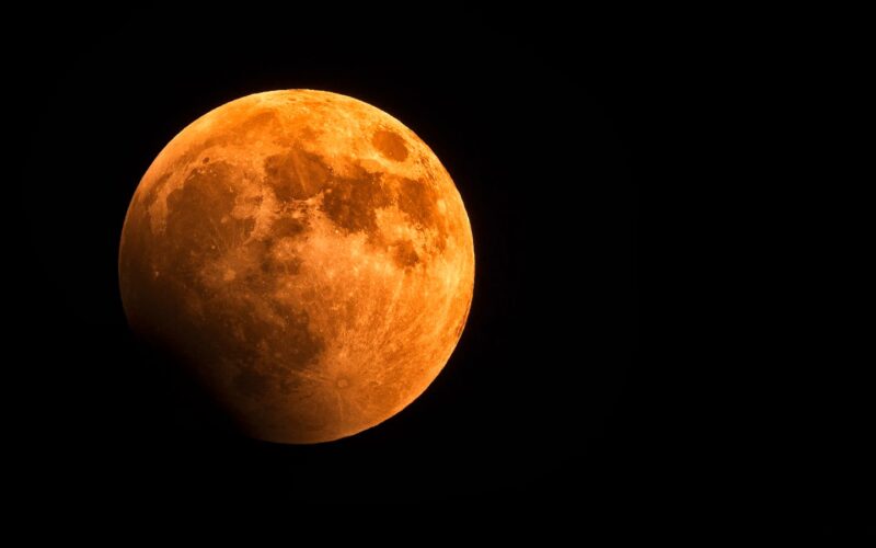 Eclipsa de luna sângerie