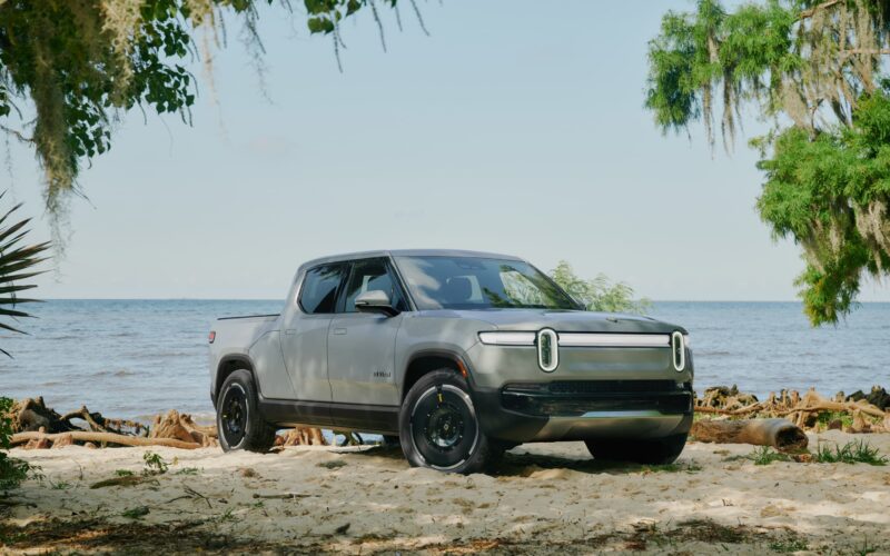 Camionetă electrică Rivian R1T