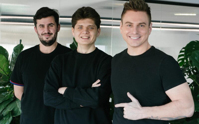Fondatorii Bonapp: Grégoire Vigroux, Diego Roy de Lachaise și Luka Zivkovic (de la stânga la dreapta)