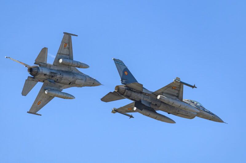 avioane f-16 ale romaniei