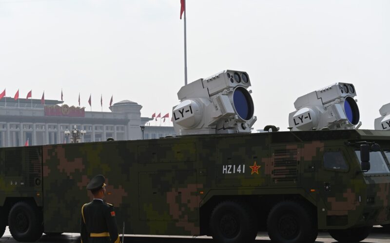 Laserul naval LY-1 prezentat la parada de Ziua Victoriei din China