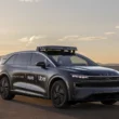 un prototip Lucid echipat cu hardware pentru conducere autonoma de la Nuro