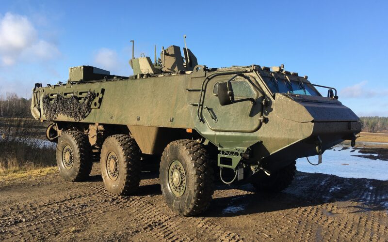 Vehicul de transport blindat Patria 6x6