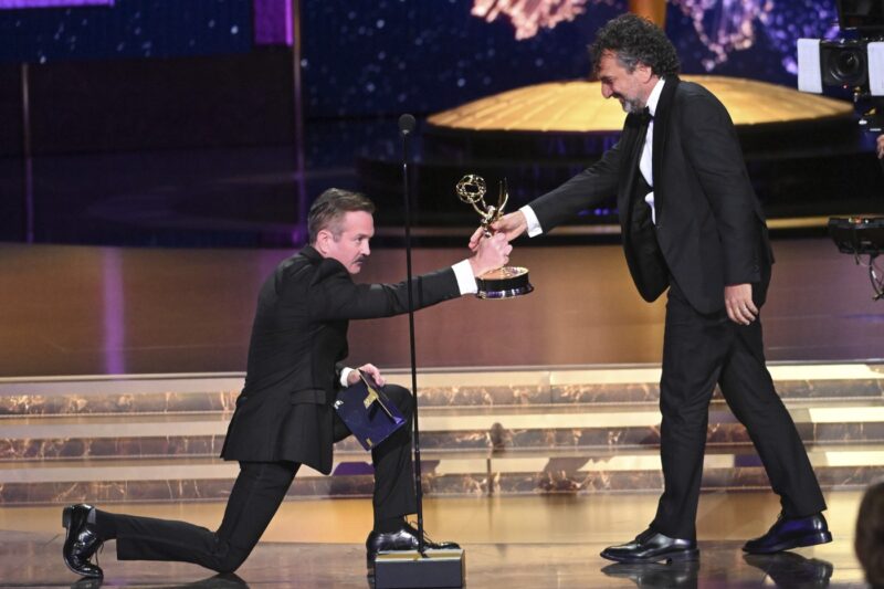 Decernare Emmy