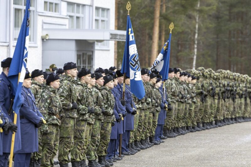 Zvastica militară finlandeză