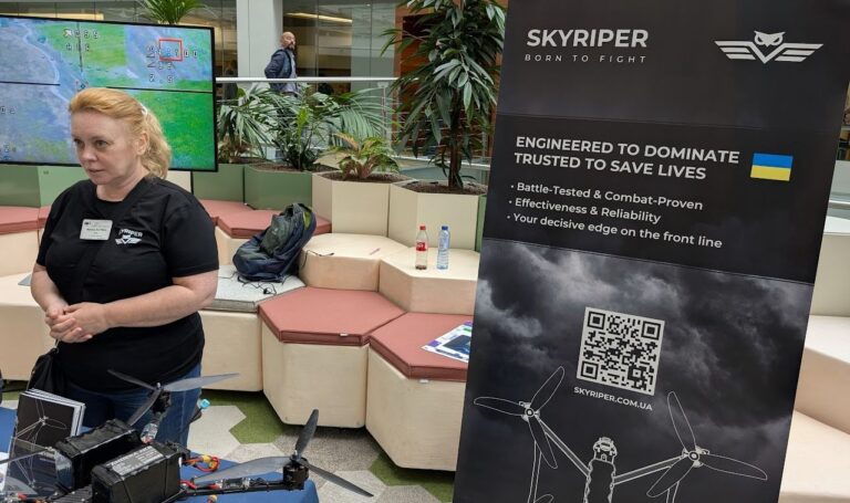 reprezentanta a companiei de drone ucrainene skyriper