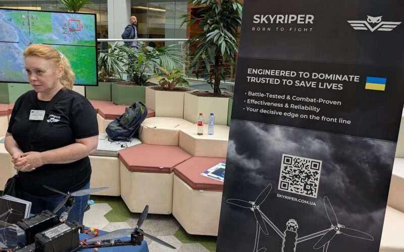 reprezentanta a companiei de drone ucrainene skyriper