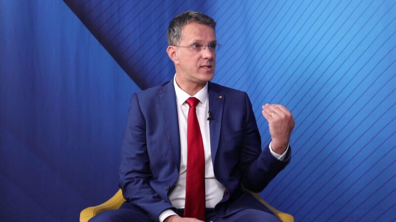 ionut mosteanu ministrul apararii