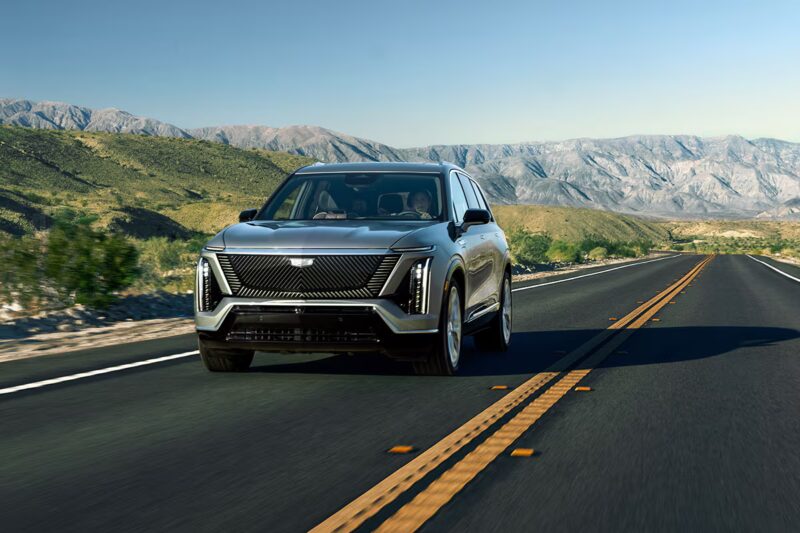 SUV electric Cadillac Vistiq