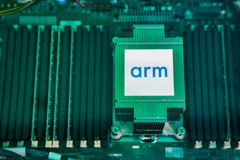 Cip Arm