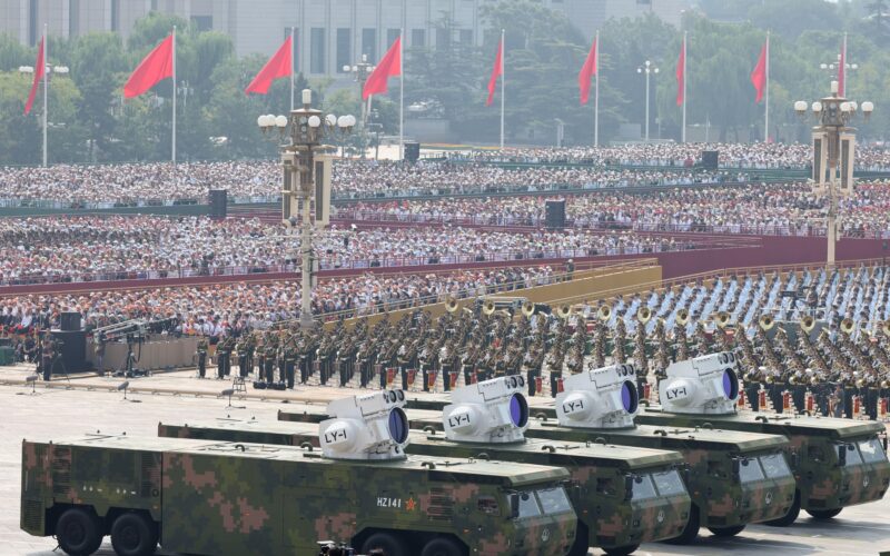 lasere militare la o parada din china