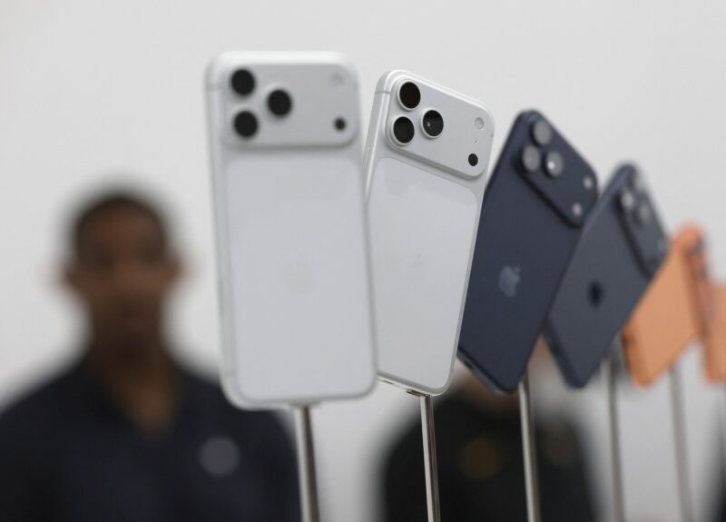 Telefoane iPhone 17 Pro