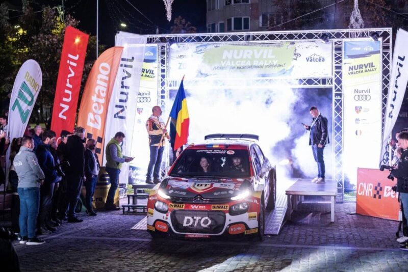 masina participanta la raliul valcii