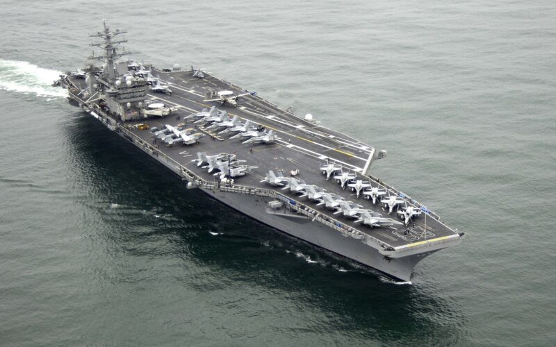 portavionul american uss nimitz