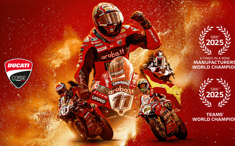 poster rosu cu motociclisti si motociclete rosii de la ducati