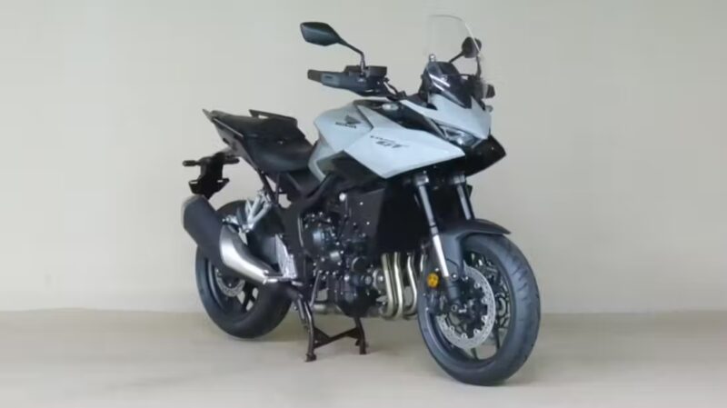 honda crossover de culoare alba
