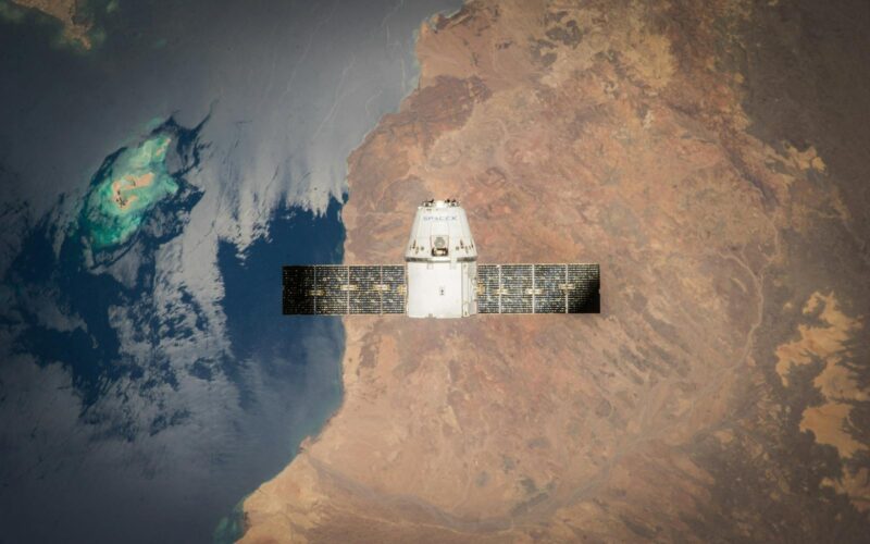 Sateliții secreți din rețeaua „Starshield” ai SpaceX au fost surprinși folosind frecvențe neautorizate