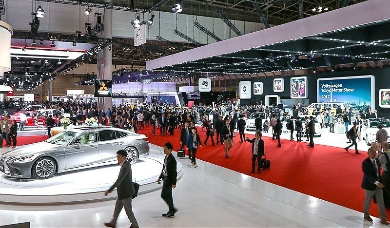 showroom expozitie auto moto japonia